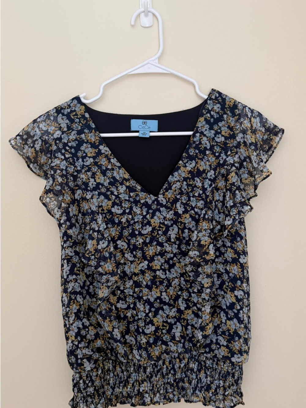 CeCe Navy Floral V-Neck Flutter Sleeve Blouse